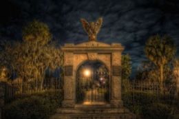 Colonial Park Cemetery Savannah ghost tour adults-only