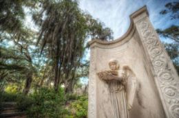Savannah's Bonaventure Cemetery Tour, experience gift