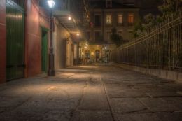 Pirates' Alley on New Orleans Haunted Pub Crawl 