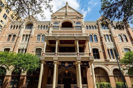 Austin Haunted Pub Crawl  Driskill Hotel