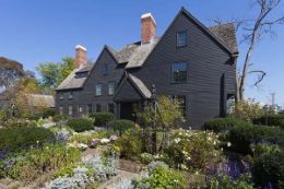 The Ghosts of Salem Tour house of seven gables