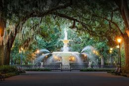 Savannah Sightseeing Tour, Forsyth Park Fountain