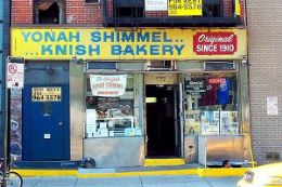 Yonah Schimmel Bakery on Lower East Side Food Tour New York City