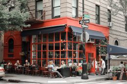 Greenwich Village Food Tour, NYC, Friends location coffee shop